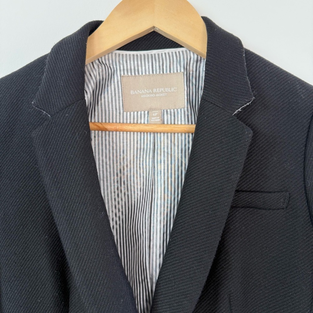 Banana Republic Blazer‎ Black Gold Buttons Size 6P - Picture 6 of 12